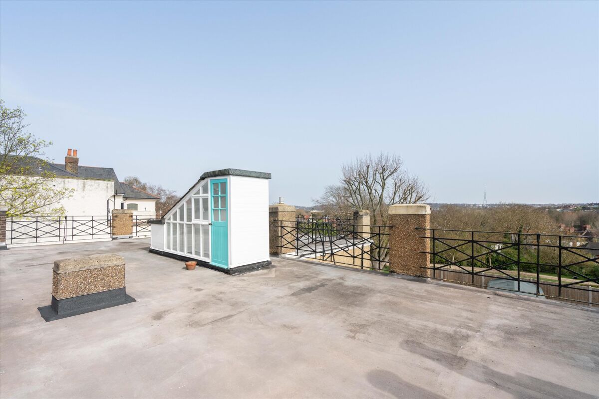 house for sale in Hillside Road, Streatham, London, SW2 POD012151640