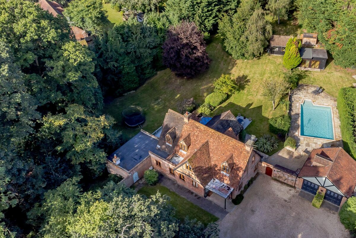 house for sale in Golden Ball Lane, Maidenhead, Berkshire, SL6 POD012153898 Knight Frank