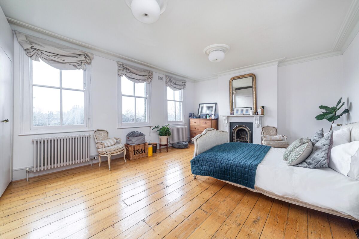 house for sale in Aberdeen Road, London, N5 POD012165128 Knight Frank