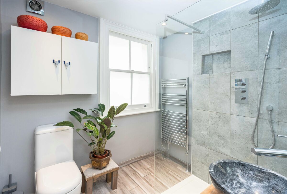 house for sale in Friern Road, East Dulwich London SE22 POD012175453