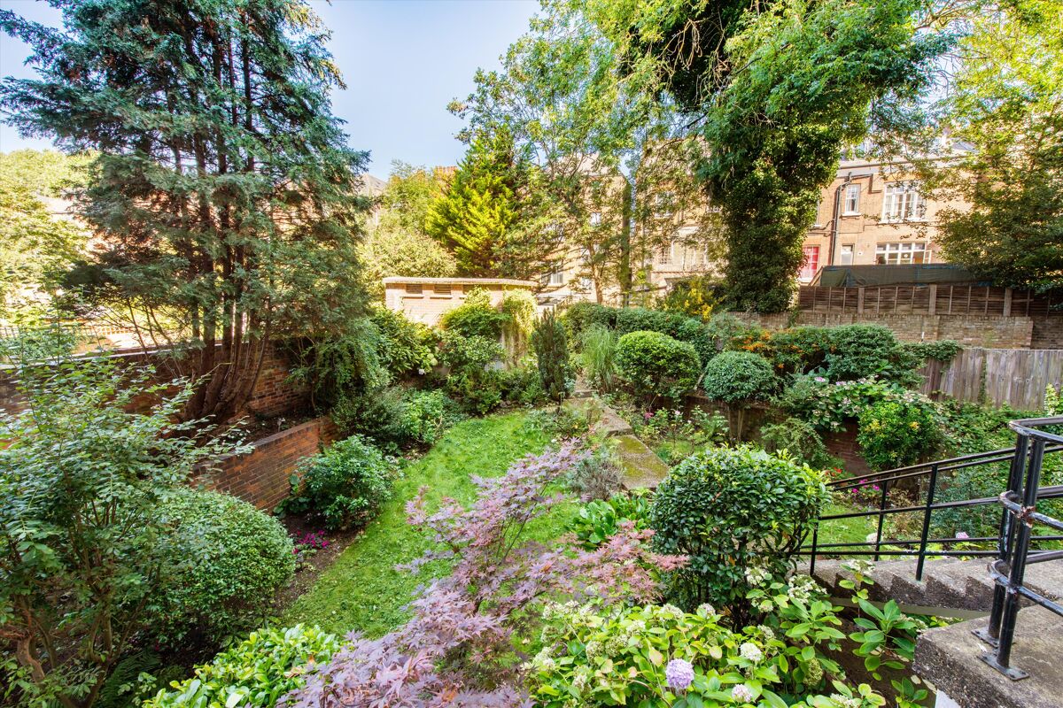 flat for sale in Canfield Gardens, London, NW6 POD012180491 Knight Frank