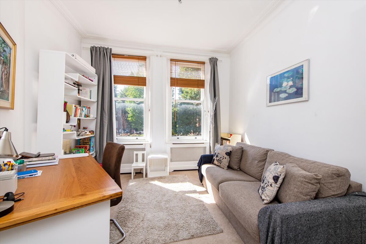 flat for sale in Canfield Gardens, London, NW6 POD012180491 Knight Frank