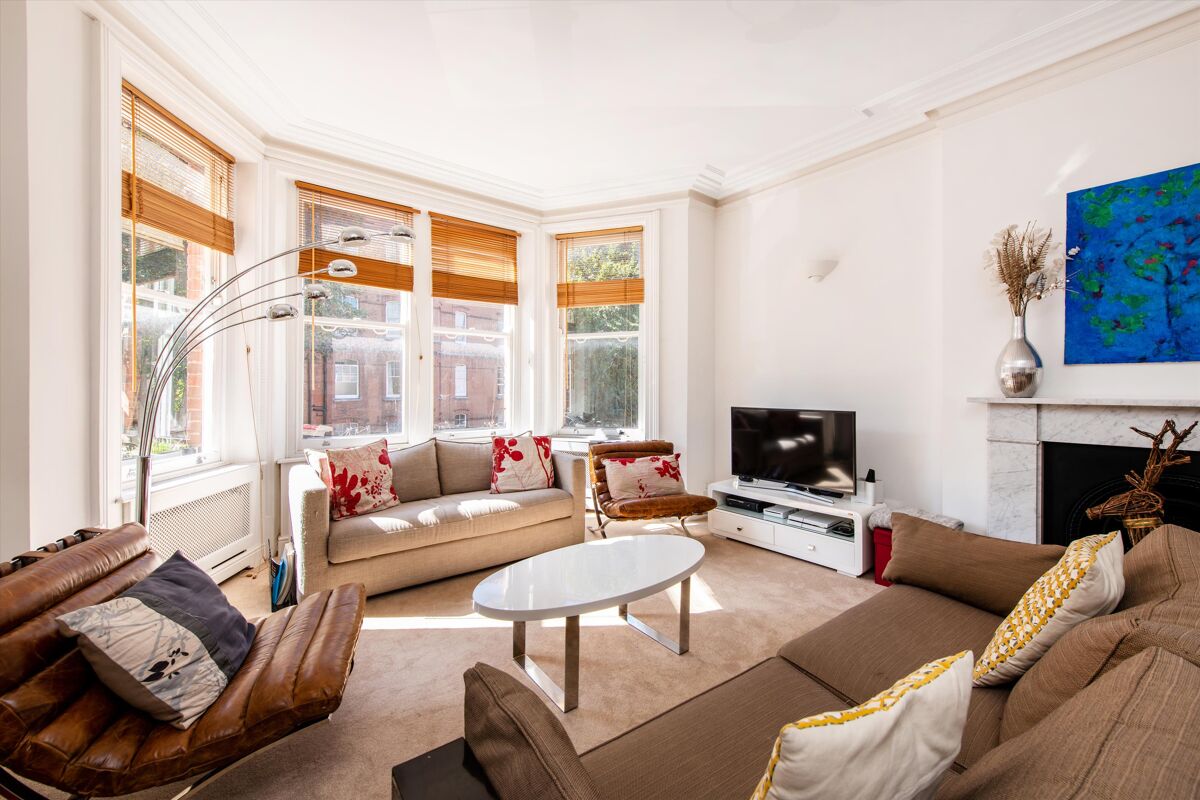 flat for sale in Canfield Gardens, London, NW6 POD012180491 Knight Frank