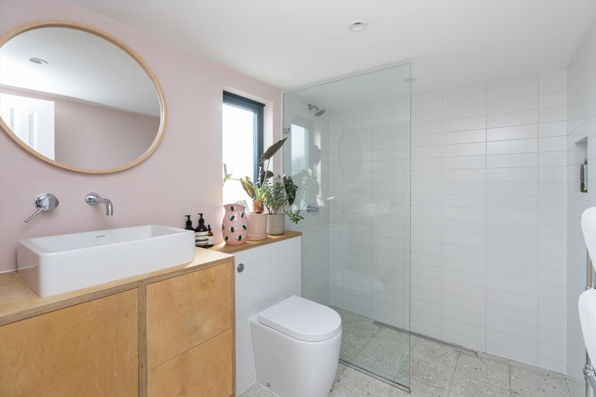 house for sale in Bicknell Road, Herne Hill, London, SE5 POD012182750