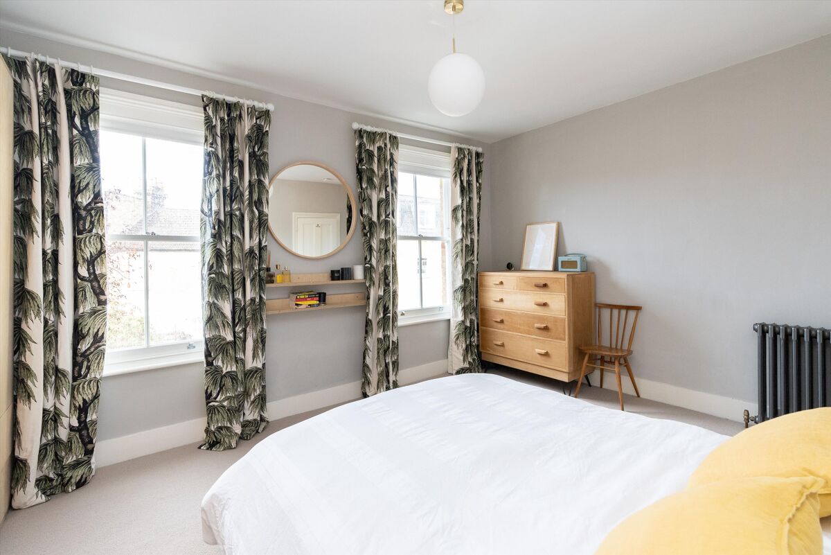 house for sale in Bicknell Road, Herne Hill, London, SE5 POD012182750