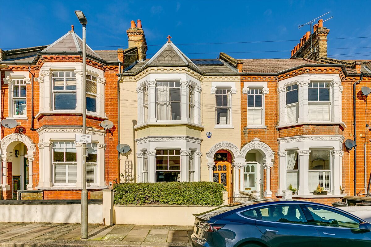 house for sale in Tantallon Road, London, SW12 POD012192745 Knight