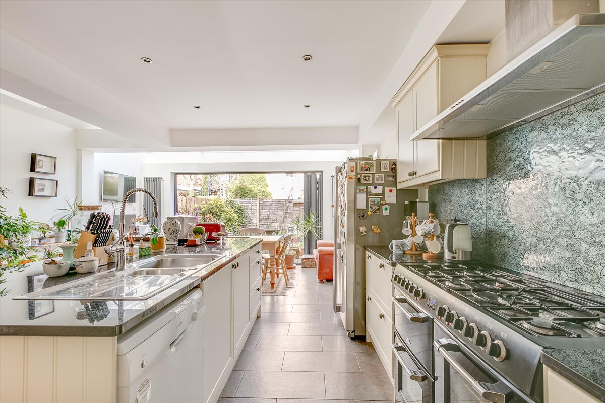 house for sale in Tantallon Road, London, SW12 POD012192745 Knight