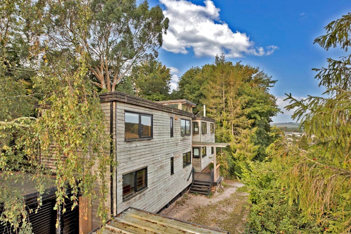 house for sale in 2 Follaton Mount, Plymouth Road, Totnes, Devon, TQ9