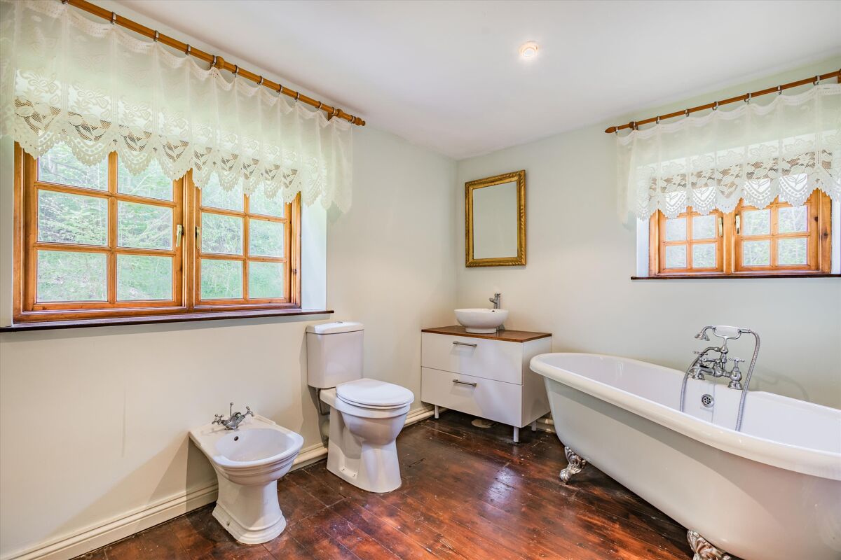 house for sale in Hinders Lane, Huntley, Gloucester, Gloucestershire