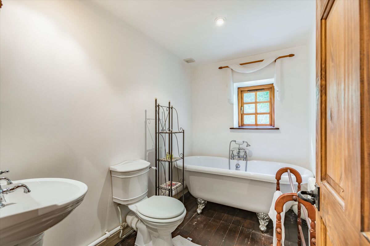 house for sale in Hinders Lane, Huntley, Gloucester, Gloucestershire