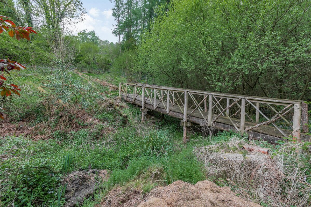 house for sale in Hinders Lane, Huntley, Gloucester, Gloucestershire