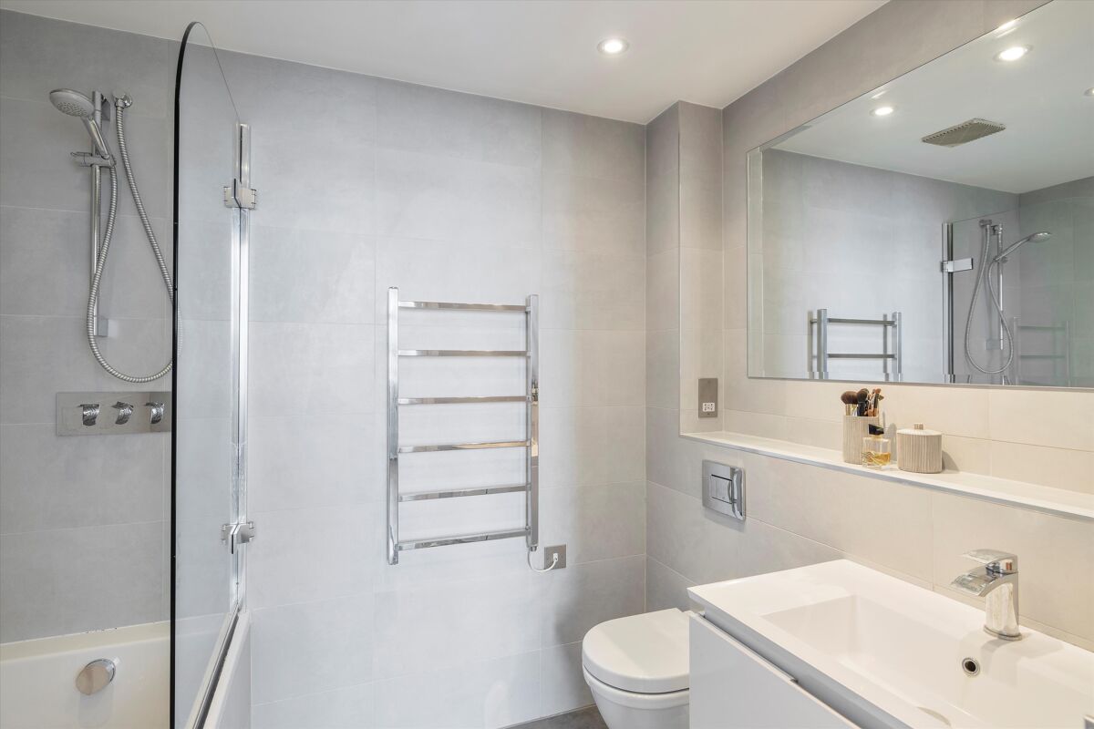 flat for sale in Chepstow Place, London, W2 - POD012229343 | Knight Frank