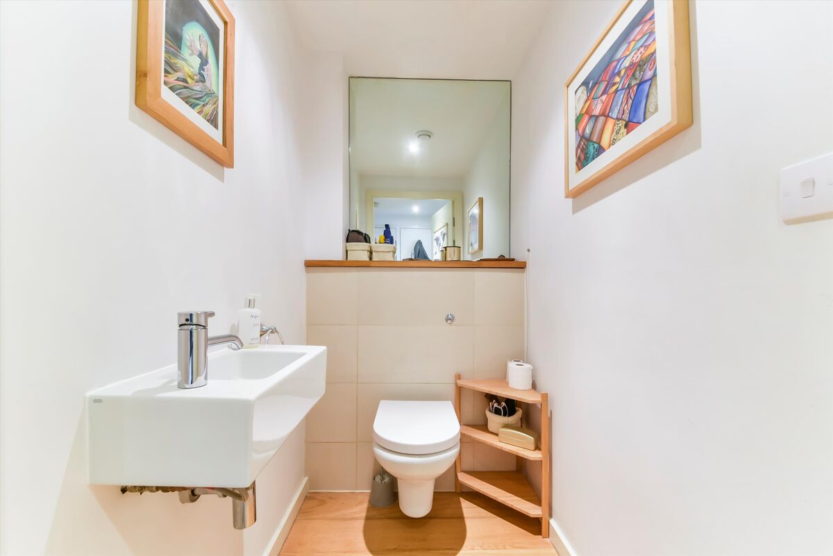 flat to rent in Hornsey Road, London, N7 POD012232881 Knight Frank