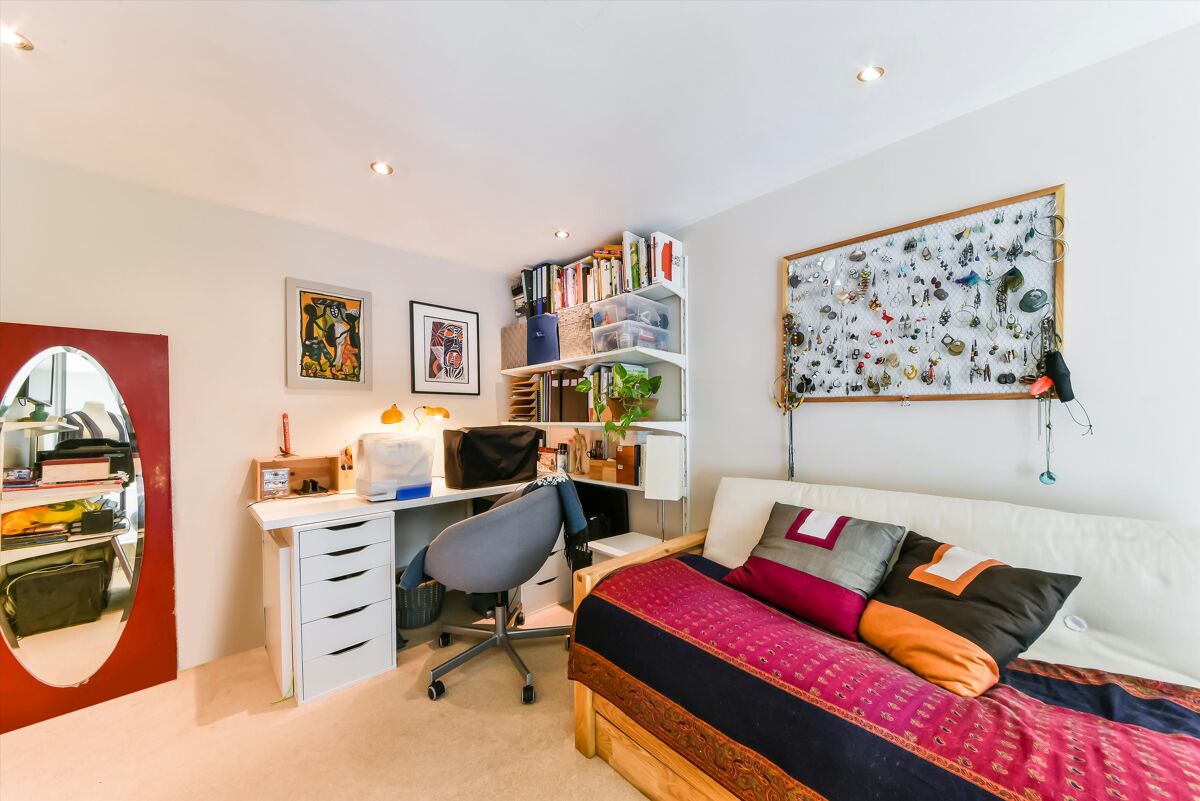 flat to rent in Hornsey Road, London, N7 POD012232881 Knight Frank