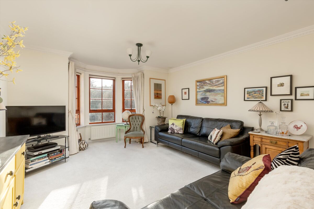 flat for sale in Orchard Brae Avenue, Edinburgh, EH4 - POD012234105 ...