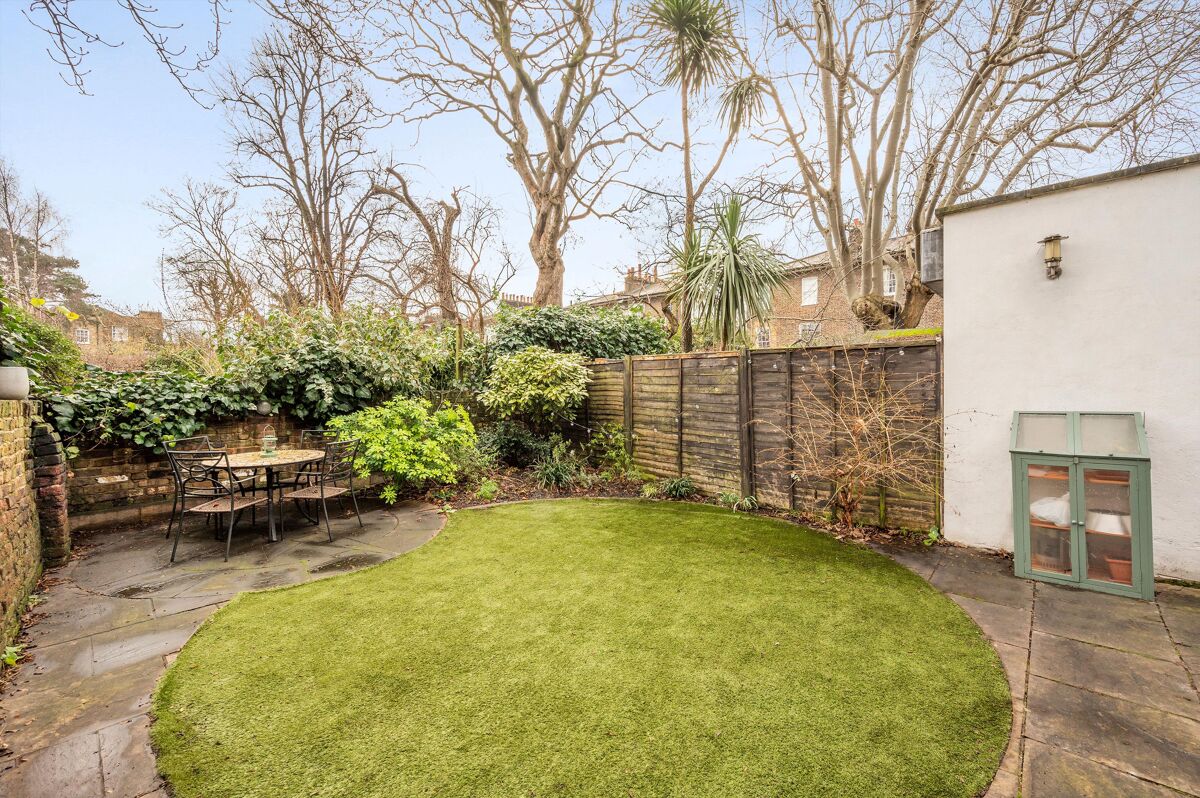 for sale in Southgate Road, London, N1 POD012235896