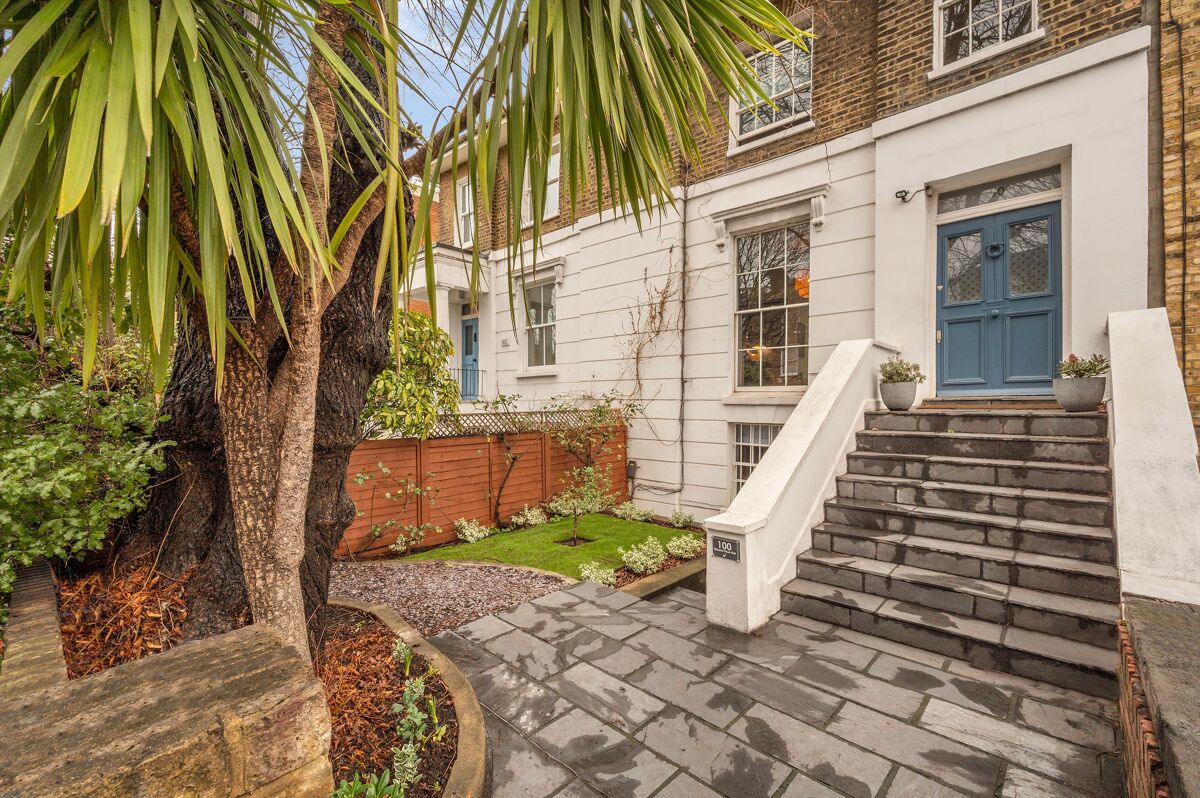 for sale in Southgate Road, London, N1 POD012235896