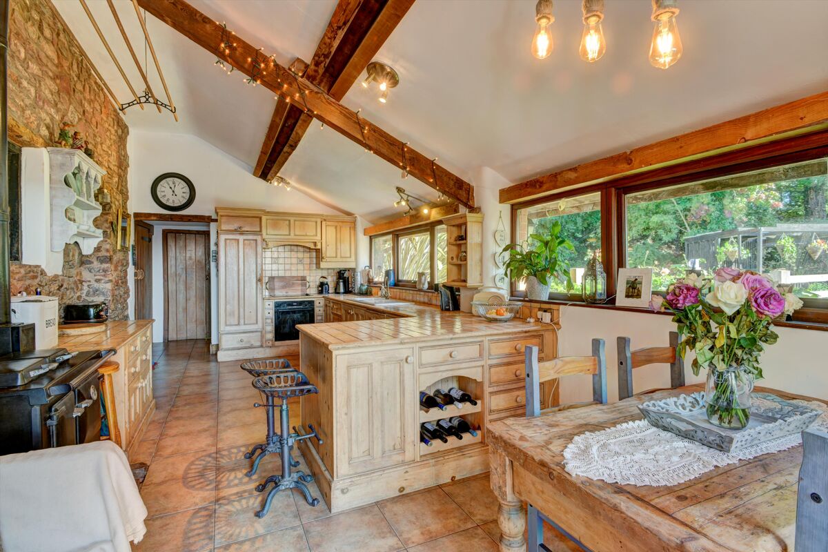 house for sale in Bickleigh, Tiverton, Devon, EX16 POD012243444