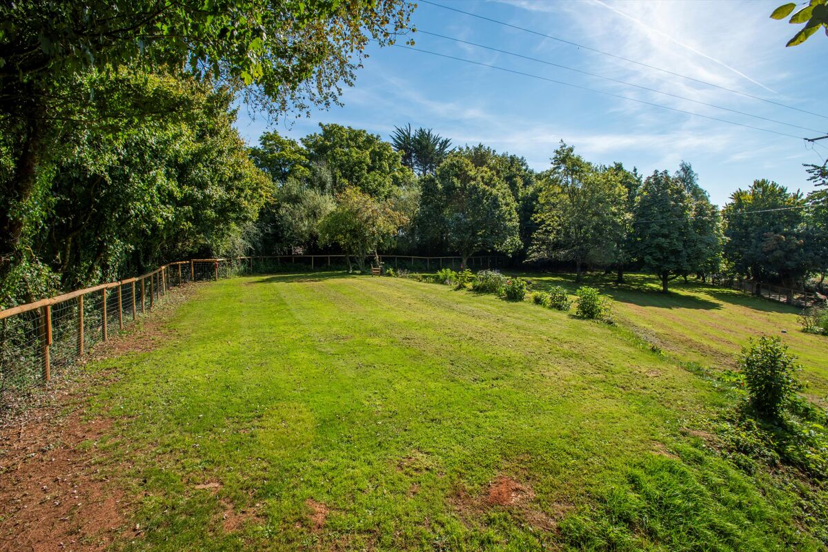 house for sale in Bickleigh, Tiverton, Devon, EX16 POD012243444