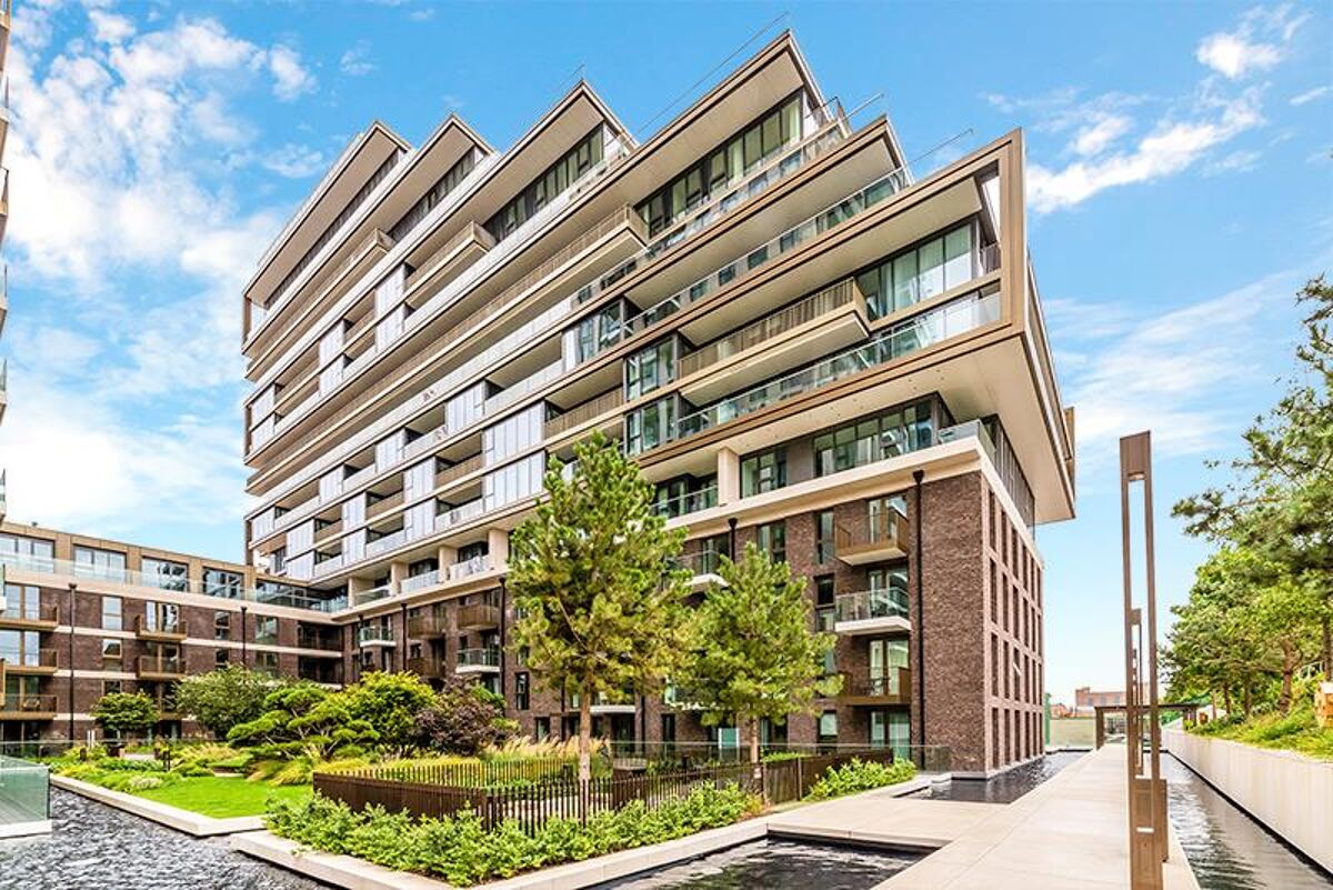 flat to rent in Merino Gardens, London, E1W POD012244966 Knight Frank