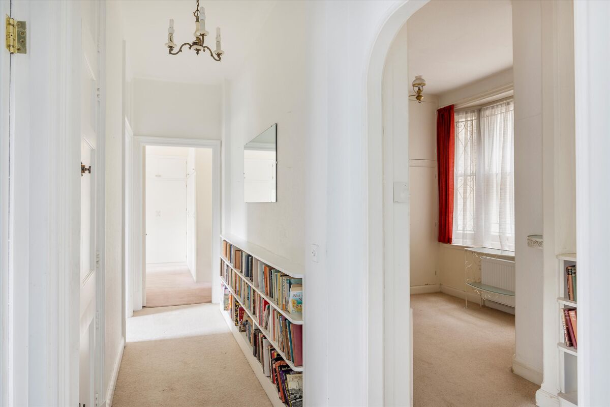 flat for sale in Campden Hill Gate, Duchess of Bedford's Walk, London