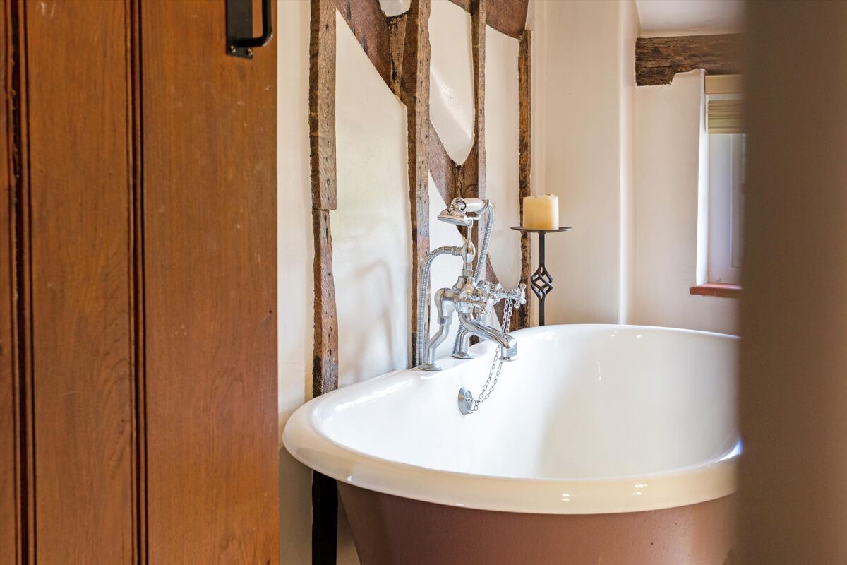 house for sale in Darby Green Lane, Blackwater, Camberley, Hampshire, GU17 POD012257300