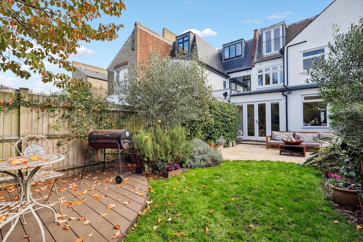 house for sale in Hosack Road, Balham, SW17 POD012261580 Knight Frank