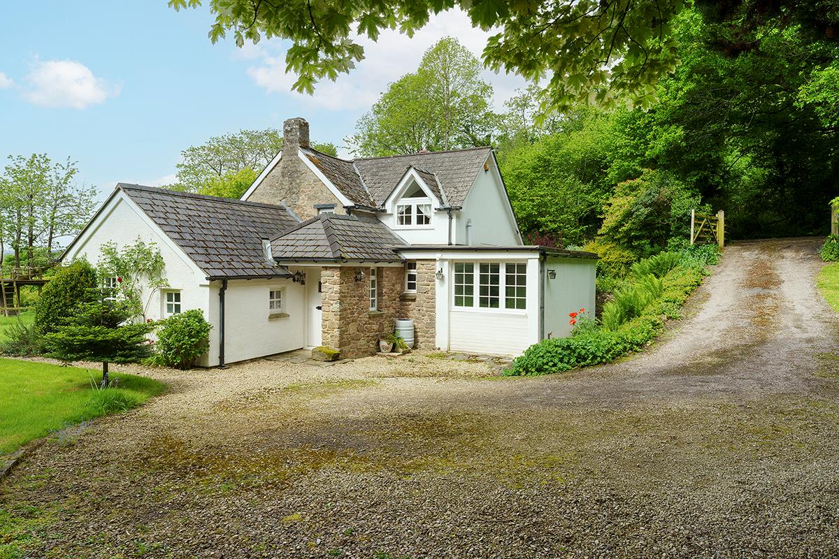 house for sale in Bailey Lane, Hewelsfield, Lydney, Gloucestershire