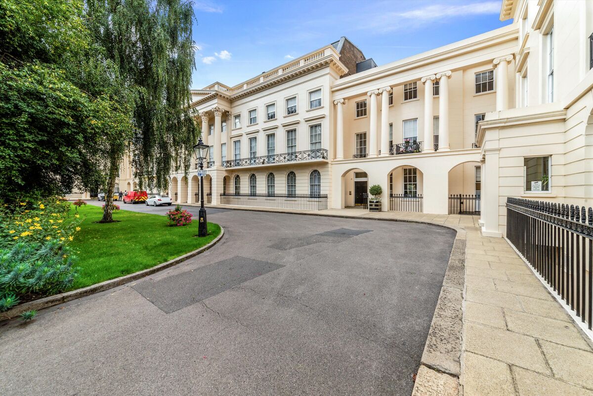 flat to rent in Clarence Terrace, Regent's Park, London, NW1