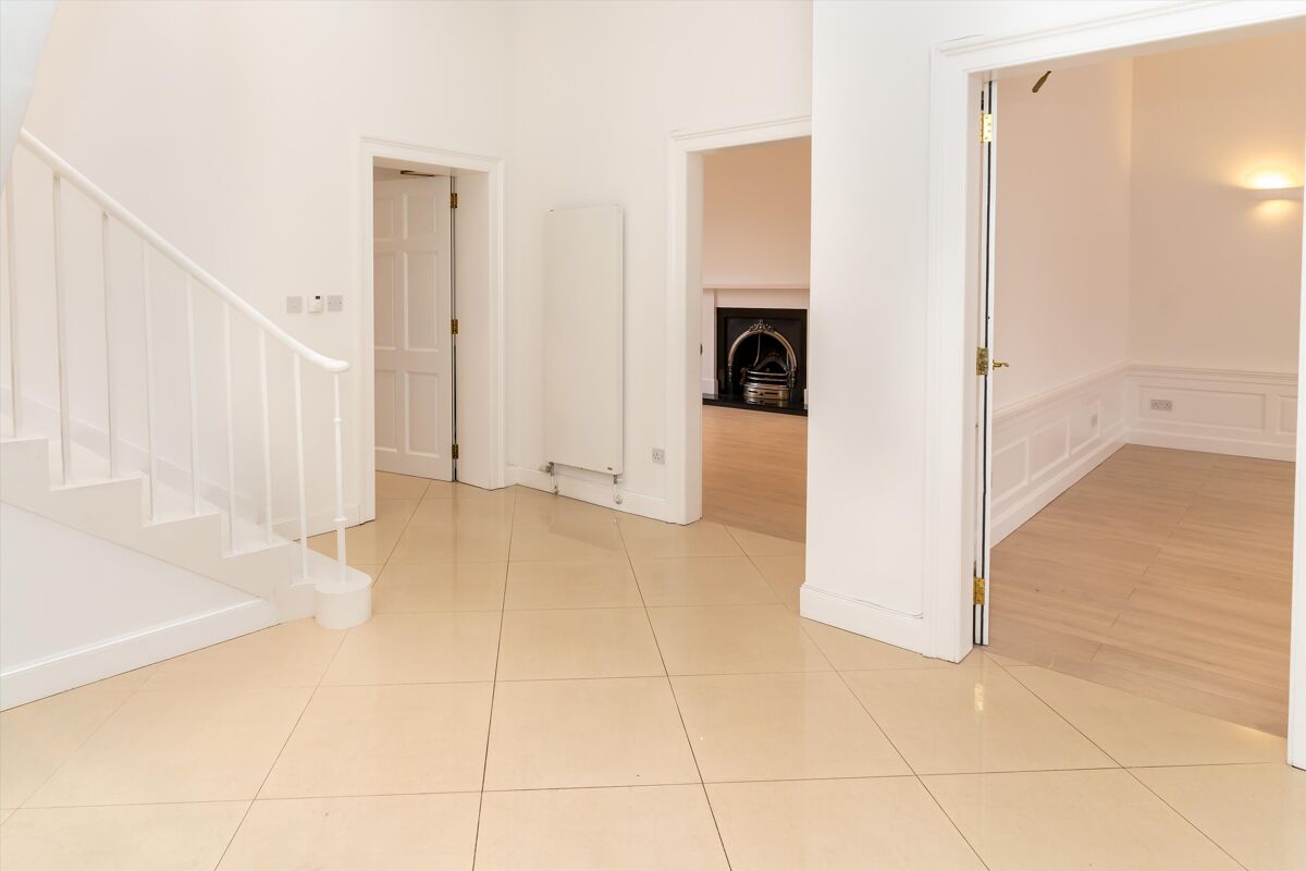 flat for sale in Frederick Street, Edinburgh, EH2 POD012291838