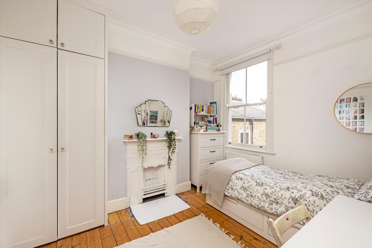 house for sale in Leighton Gardens, Kensal Rise, London, NW10