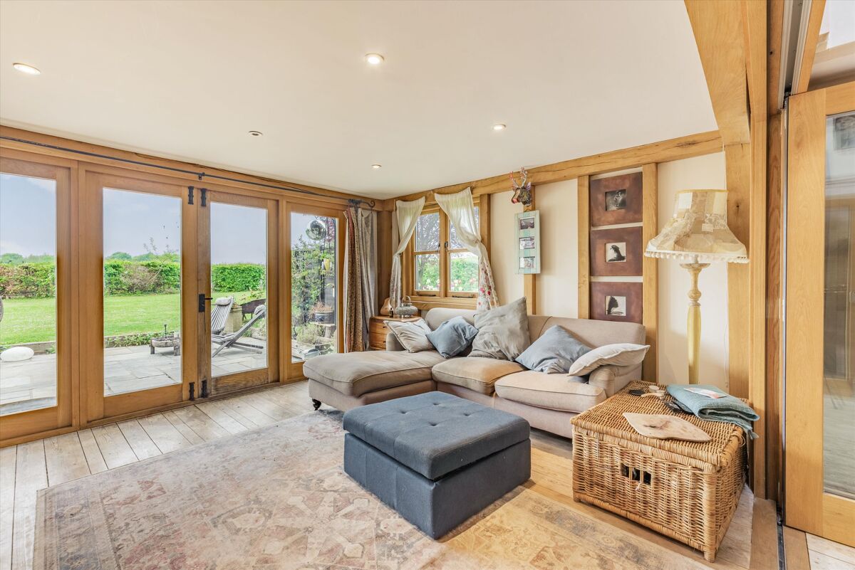 house for sale in Rockwell End, Hambleden, HenleyonThames, Buckinghamshire, RG9 POD012295318