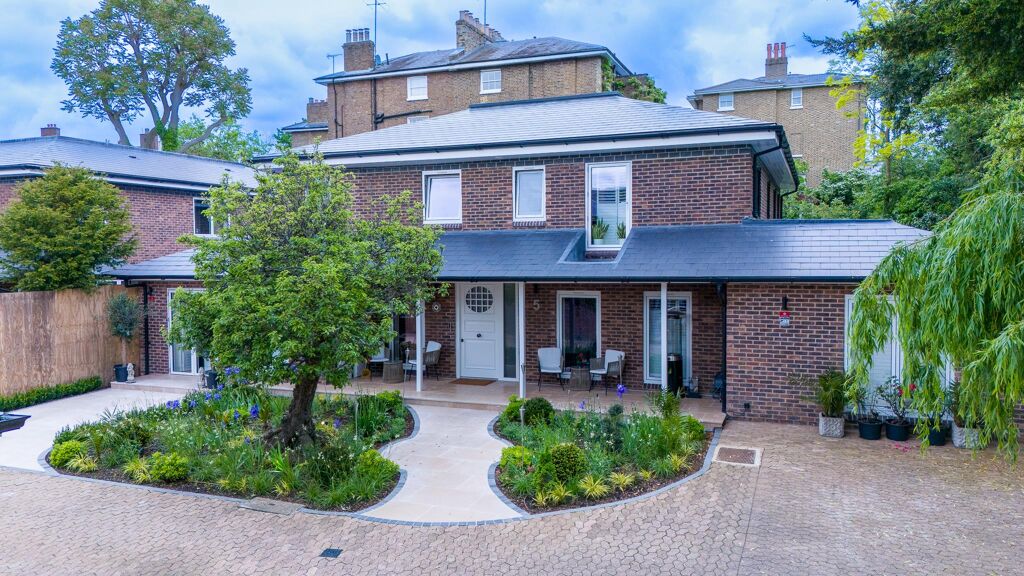 Image of Hillside Close, St John's Wood NW8