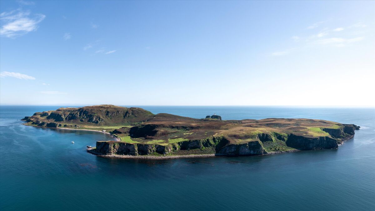 An Island for sale off the Mull of Kintyre. | Knight Frank