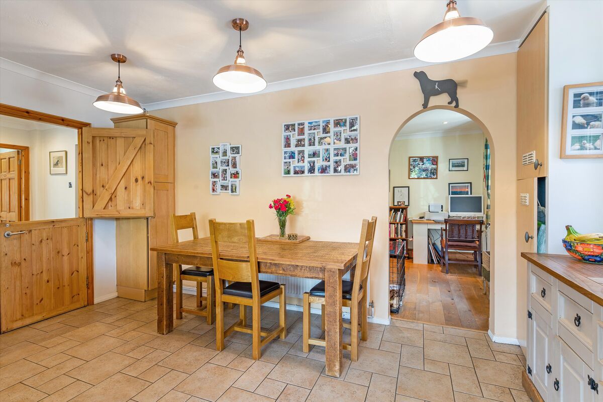 house for sale in Forest Road, Warfield, Bracknell, Berkshire, RG42