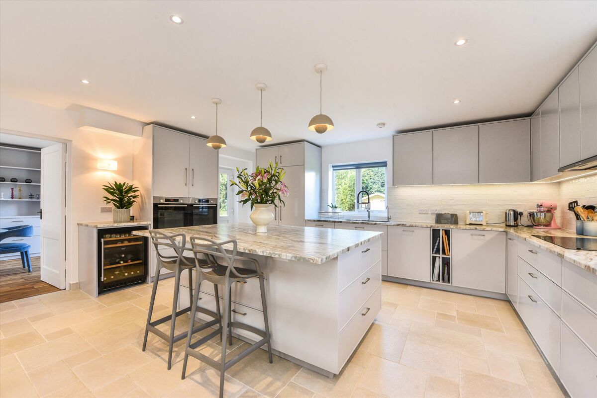 house for sale in Love Lane, Petersfield, Hampshire, GU31 POD012327460 Knight Frank