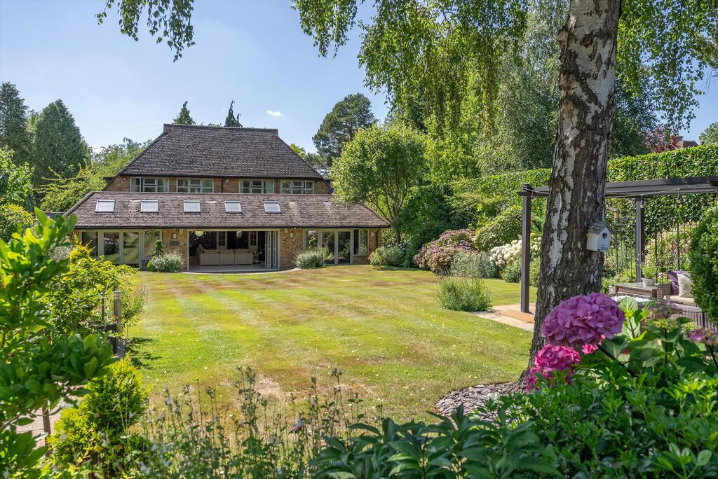 Image of Oxshott Way, Cobham, Surrey, KT11