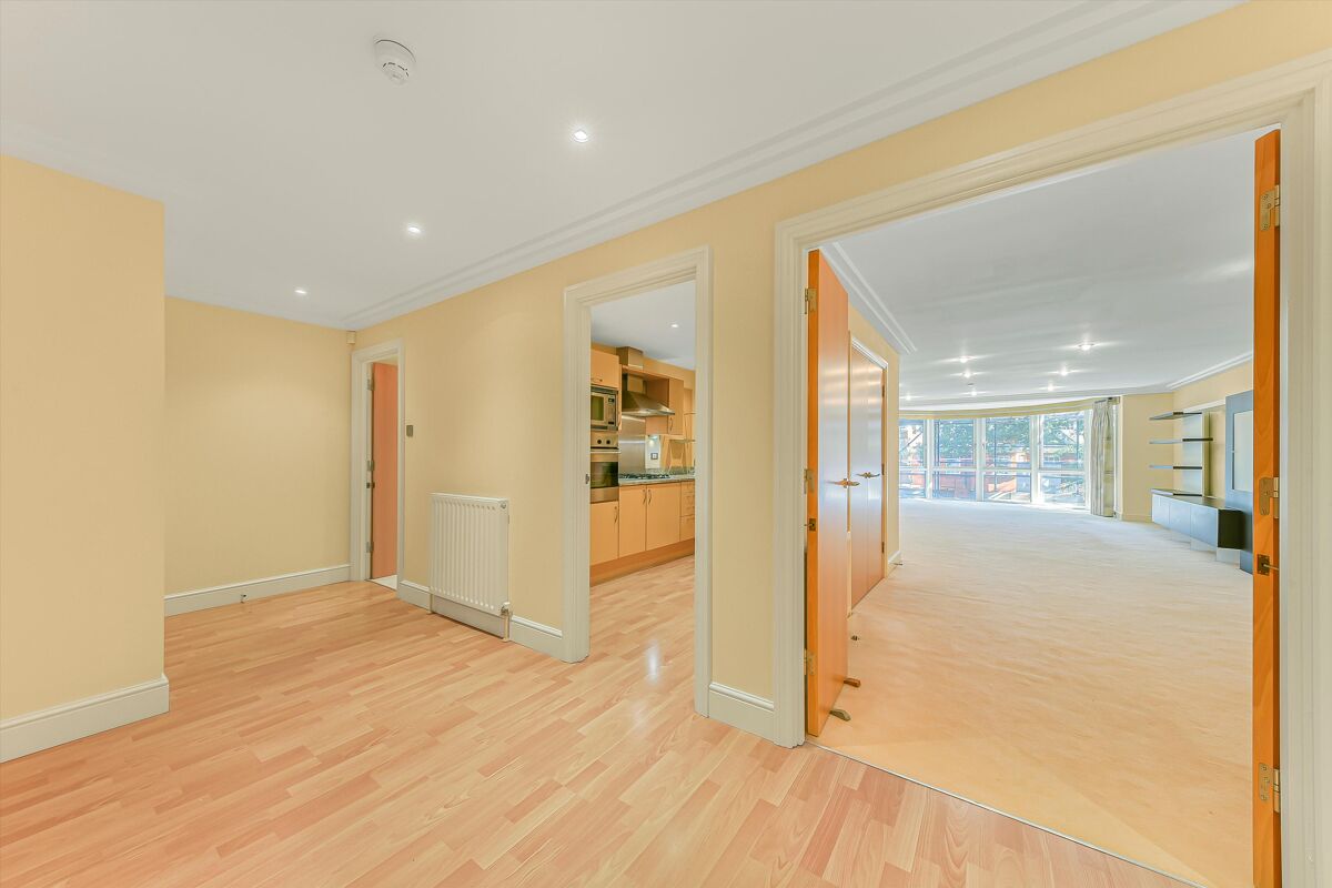 flat to rent in Westfield, Kidderpore Avenue, London, NW3