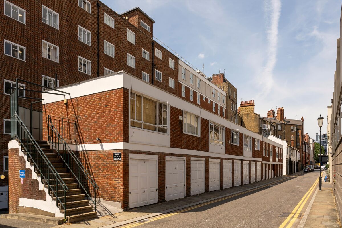 flat for sale in Pavilion Road, Knightsbridge, London, SW1X