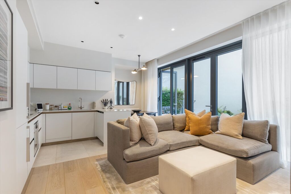 Image of Holland Park, Kensington, London, W11