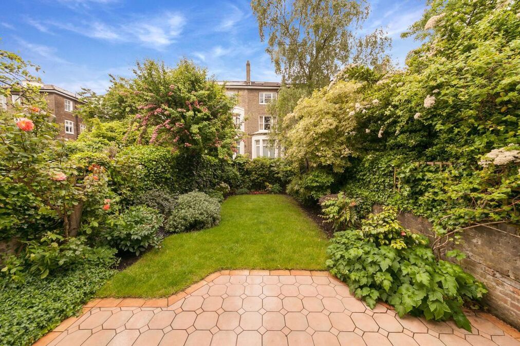 Image of Belsize Lane, Belsize Park, London, NW3
