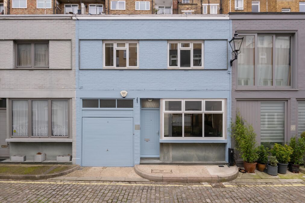 Image of Gloucester Mews West, Bayswater, London, W2