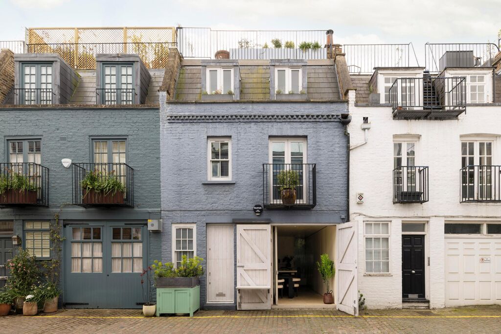 Image of St Lukes Mews, Notting Hill W11.
