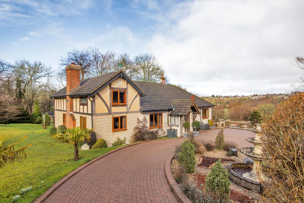 Image of Paynesfield Road, Tatsfield, Westerham, Surrey TN16