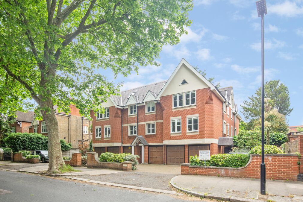 Image of Barrowgate Road, London, W4