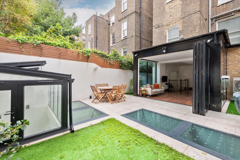 Image of Lanark Road, Little Venice W9