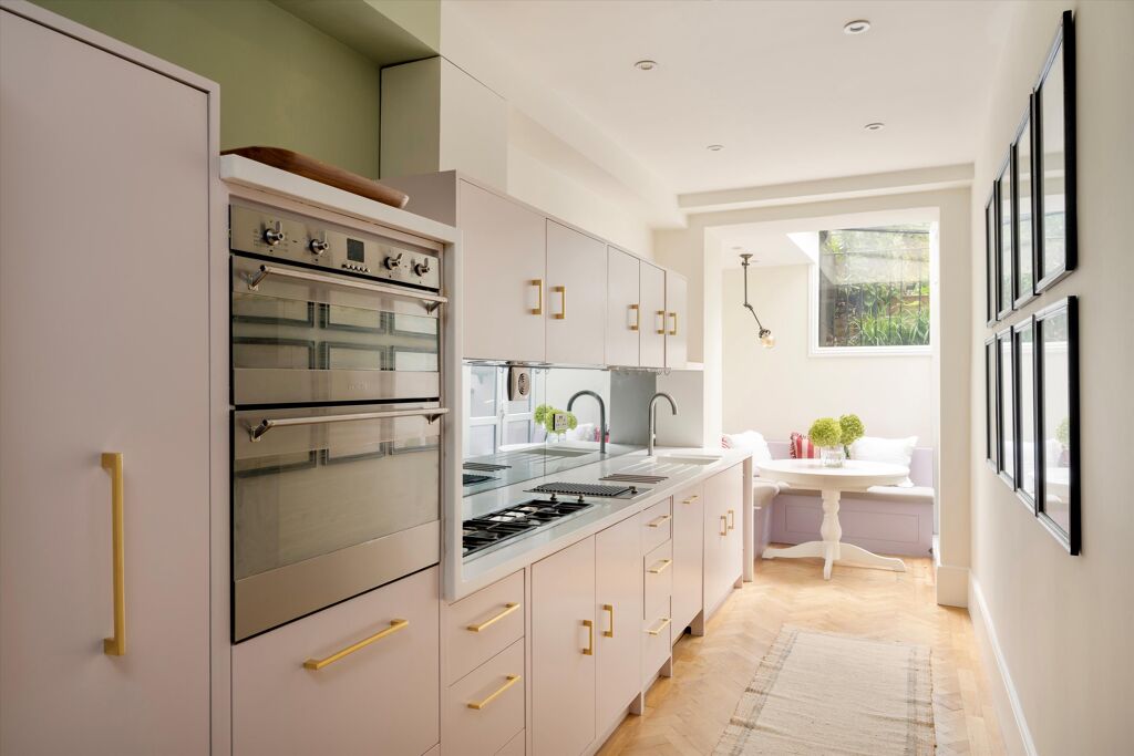 Image of Arundel Gardens, Notting Hill, London, W11