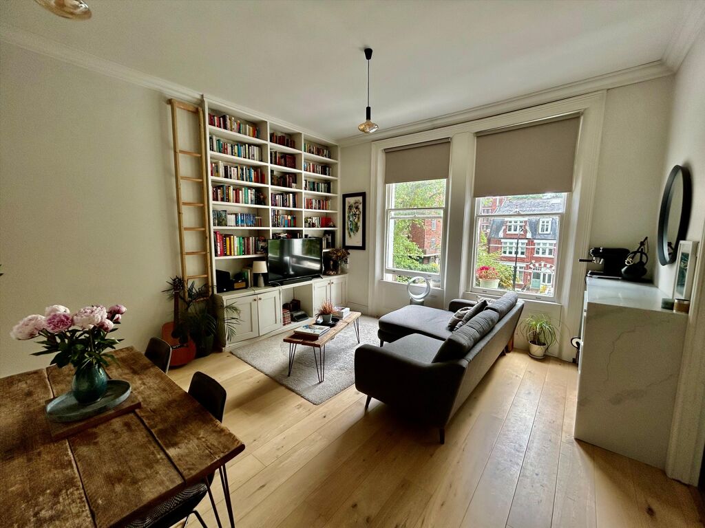 Image of Belsize Avenue, London, NW3