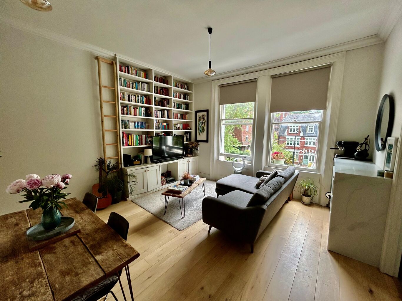 Image of Belsize Avenue, London, NW3
