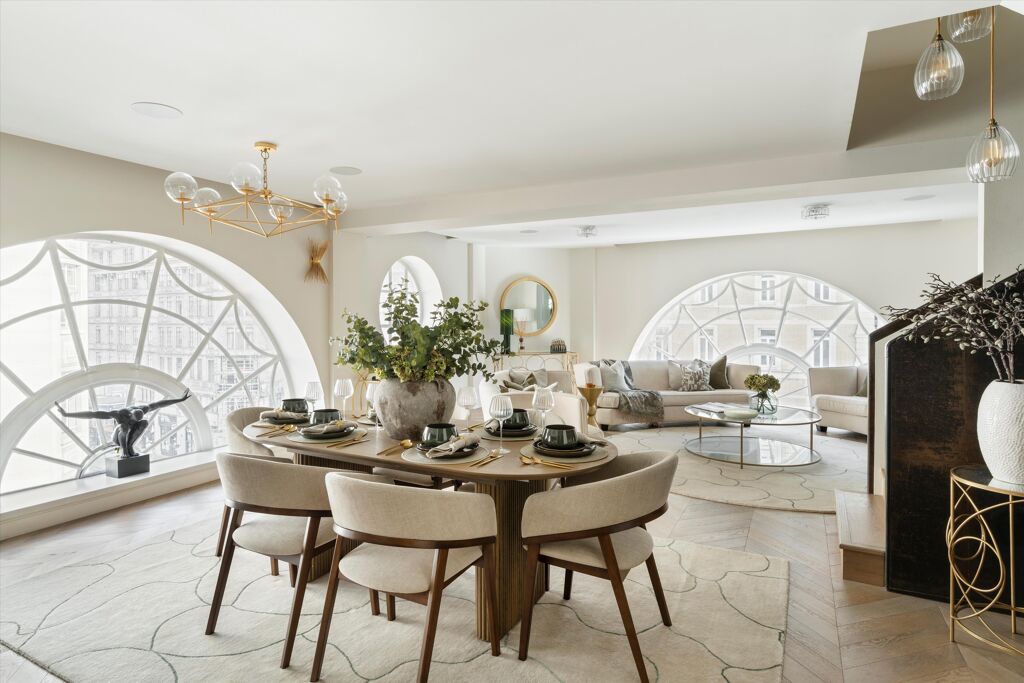 Image of Southampton Street, Covent Garden, WC2E